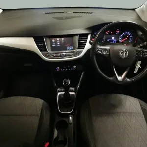 2020 Vauxhall Crossland X 1.2 Turbo Griffin SUV 5-door Petrol Manual - Image 7