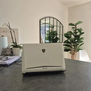 Asus Lamborghini VX6 Netbook