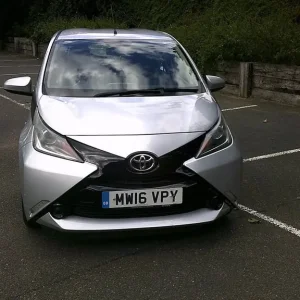 2016 Toyota AYGO 1.0 VVT-i X-Play 5-door hatchback manual - Image 2