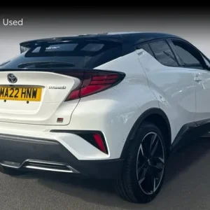 2022 Toyota C-HR GR Sport 1.8 Hybrid 5-door Hatchback - Image 2