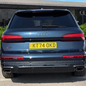 2025 Audi Q7 Black Edition 50 TDI quattro - Image 4