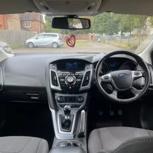 2013 Ford Focus 1.0 EcoBoost Titanium 5-door Estate - Image 7