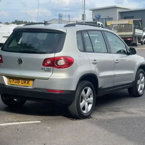 Volkswagen Tiguan Estate 2008 2.0 diesel 5-door - Image 4