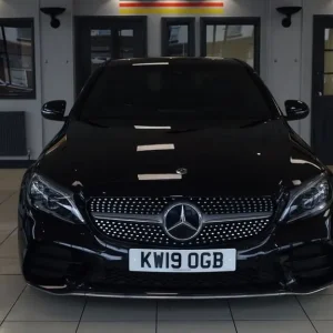 2019 Mercedes-Benz C-Class 2.0 C300d AMG Line - Image 6