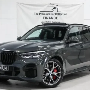 2022 BMW X5 xDrive45e M Sport Sky Lounge Panoramic Roof with Heads-Up Display