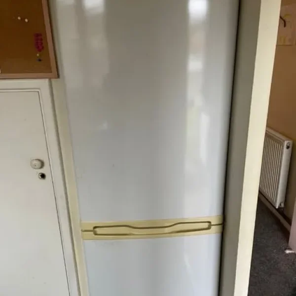 Fridge freezer