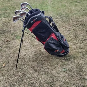 Golf bag and irons - Image 3