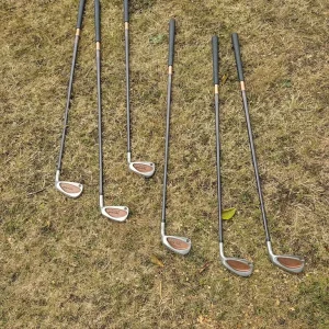 Golf bag and irons - Image 5