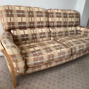 Ercol Oriel 3 seater sofa and matching armchair - Image 3