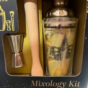Cocktail Set BNIB - Image 2