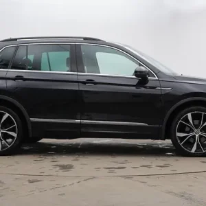 2021 Volkswagen Tiguan 2.0 TDI R-Line 5dr DSG Estate Diesel Automatic - Image 4