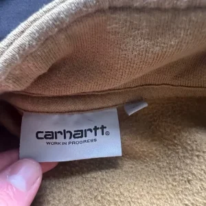 Carhartt Quarter Zip Jumper - Image 2