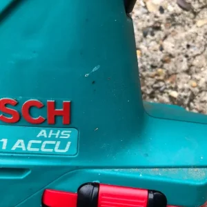Bosch Cordless Hedge Trimmer - Image 2