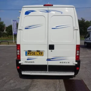 Peugeot Boxer Camper 2 Berth DIESEL MANUAL 2006 - Image 3