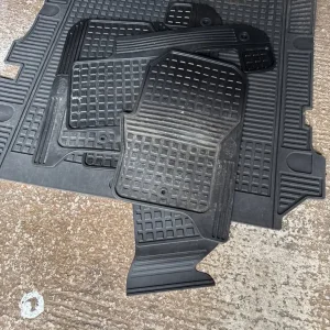 Full set Discovery 4 rubber mats