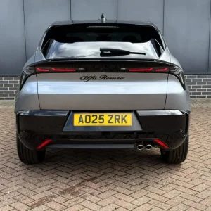 2025 Alfa Romeo Junior 1.2 Turbo Ibrida 5dr Auto Hatchback - Image 5