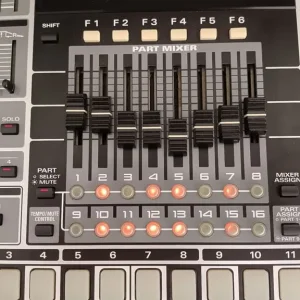 Roland MC909 - Image 3