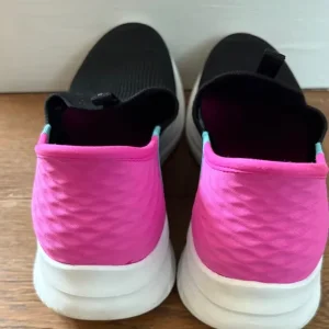 Black and Pink Sketchers - Image 4