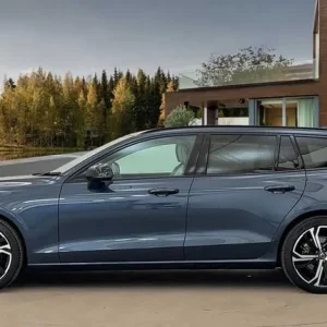 2024 Volvo V60 2.0 B4P Ultra Dark 5dr Auto Estate Petrol - Image 6