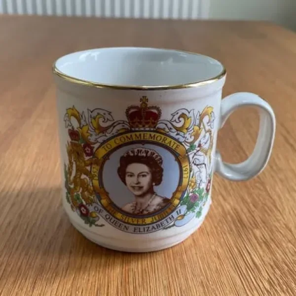 Churchill Royal Tea Coffee Mug Silver Jubilee 1977