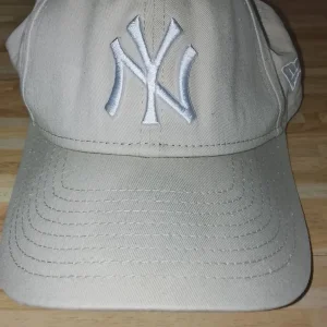 Genuine New ERA Adjustable Baseball Cap - Image 8