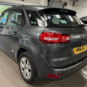 2016 Citroen C4 Picasso 1.6 BlueHDI MPV 5-door diesel manual - Image 5