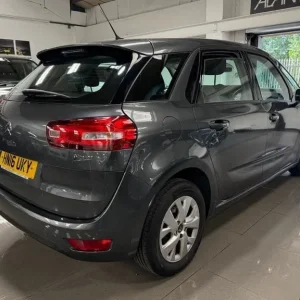 2016 Citroen C4 Picasso 1.6 BlueHDI MPV 5-door diesel manual - Image 6