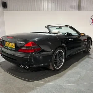 2004 Mercedes-Benz SL 5.4 AMG Convertible - Image 4