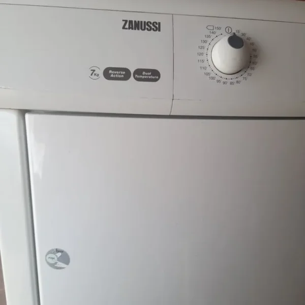 Zanussi condenser dryer, 7kg capacity, reverse action