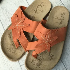 Clarks orange flower soft leather sandals - Image 2
