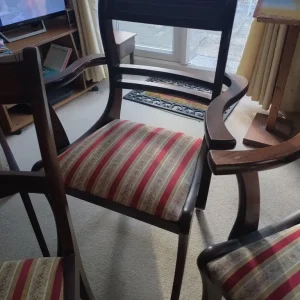 Dining room table and chairs - Image 4