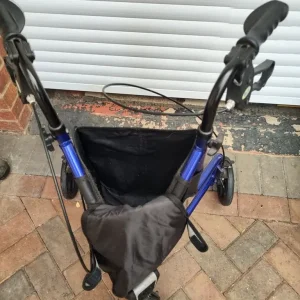Collapsible 3-wheeled walking aid - Image 5