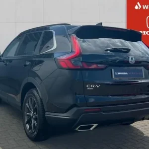 2024 Honda CR-V Hybrid Estate with All-Wide Tech and Comfort Features - Image 3