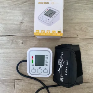 Arm style electronic blood pressure monitor - Image 2