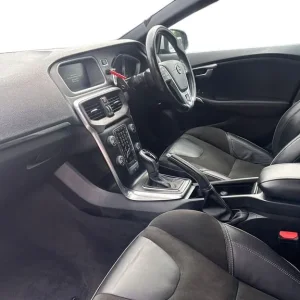 2017 Volvo V40 D4 R Design Nav Plus 5dr Hatchback - Image 6