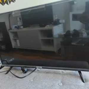 TCL 32-inch Smart Android TV – Still Great After 7 Months - Image 2