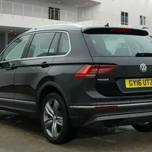 Volkswagen Tiguan 2.0 TDI BlueMotion Tech SEL SUV 5dr Diesel DSG 4Motion Euro 6 - Image 4