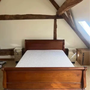 Solid teak king size sleigh bed - Image 2