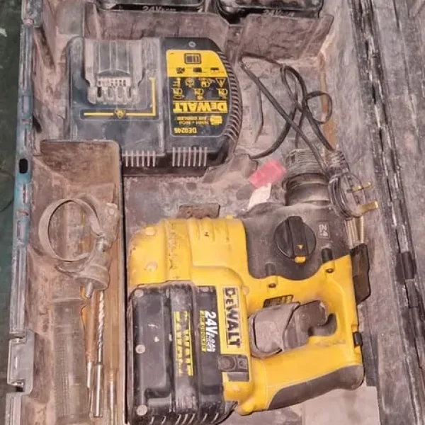 Dewalt 24v SDS drill DC223