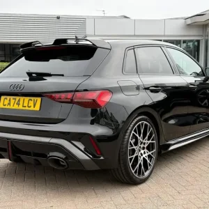 2025 Audi RS3 Sportback Carbon Vorsprung - Image 4
