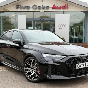 2025 Audi RS3 Sportback Carbon Vorsprung