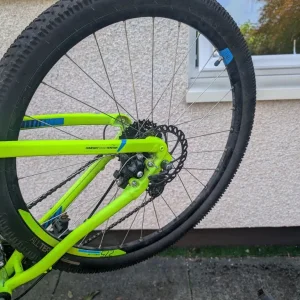 ROCKRIDER ST 520 MOUNTAIN BIKE YELLOW - Medium Frame - Image 5