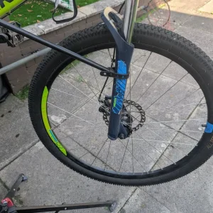 ROCKRIDER ST 520 MOUNTAIN BIKE YELLOW - Medium Frame - Image 7
