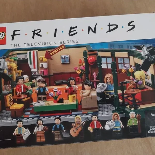 Lego Friends Central Perk Set