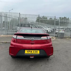 2014 Vauxhall Ampera 5-door hatchback with electric range - Image 8
