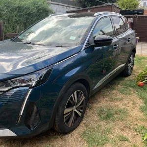 Peugeot 3008 Allure Premium Plus 2022 manual hatchback - Image 2