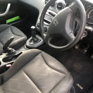 Peugeot 308 Hatchback 2008 Manual - Image 3