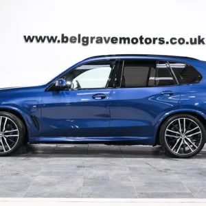 2021 BMW X5 3.0L 45e Plug-in Hybrid SUV - Image 4