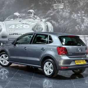 2016 Volkswagen Polo 1.0 BlueMotion Tech Match Euro 6 (s/s) 5-door hatchback - Image 3