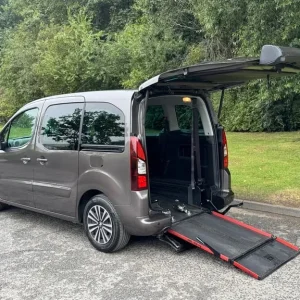2018 Peugeot Partner Horizon 1.6 HDI Manual Wheelchair Accessible WAV 5 Door - Image 2